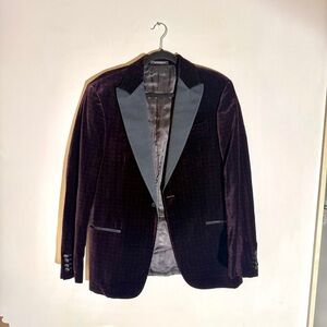 Emporio Armani  Elegant Velvet Blazer in Rich Purple